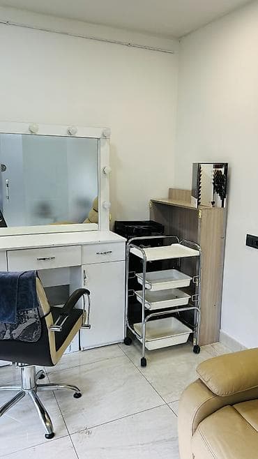 Аренда кабинетов в салонах красоты, 10 м², Для бровиста, Для визажиста, Для лешмейкера