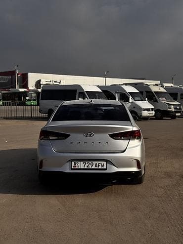 Транспорт: Hyundai Sonata: 2018 г., 2 л, Автомат, Газ, Седан — 5