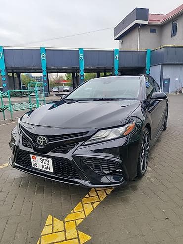 Toyota Camry: 2019 г., 2.5 л, Автомат, Бензин, Седан