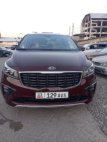 Kia Carnival: 2018 г., 2.2 л, Автомат, Дизель, Минивэн — 1