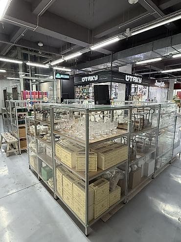 Витрина Для телефонов и их аксессуаров, Лофт, 150 см * 100 см * 35 см, Новый