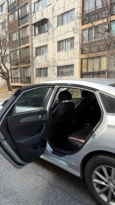 elantra 2019: Hyundai Sonata: 2020 г., 2 л, Автомат, Газ, Седан — 6