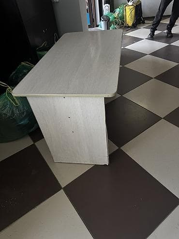 Офисные столы: Офисный стол, Нерегулируемый, Прямоугольный, ЛДСП — 3