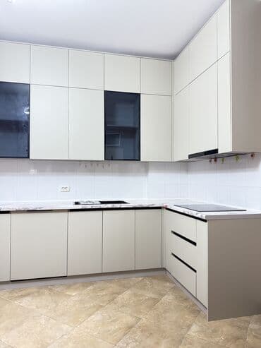 шкаф буушный: Кухни на заказ в современном минималистичном стиле - Планировки — 14