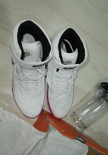 Мужские кроссовки, 42.5, 42, Nike, Новый, цвет - Белый, Бесплатная доставка