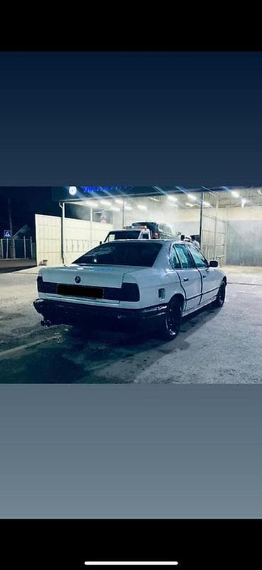 е34 e34: BMW 5 series: 1991 г., 2.5 л, Механика, Бензин, Седан — 1