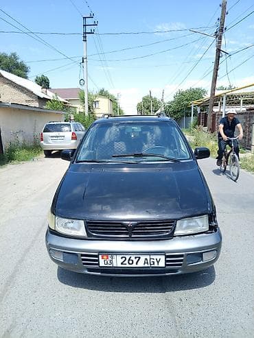 Унаа: Mitsubishi Space Wagon: 1995 г., Кол менен иштөөчү, Бензин, Универсал — 2