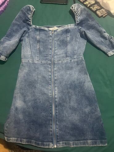 Киреге берилүүчү кийимдер: Dilvin фирма джинсы платье одета два раза,брала дороже — 1