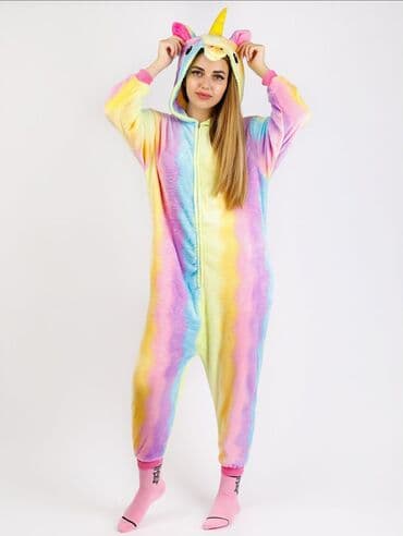 одежды для новорожденных: 1. Кигуруми (пижама) Радужный Единорог на девушку. Рост до 165, размер — 4