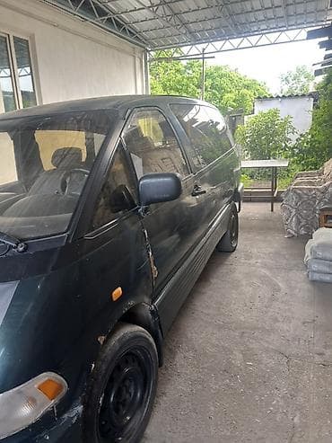 Toyota Estima: 1994 г., 2.4 л, Механика, Бензин, Минивэн — 5