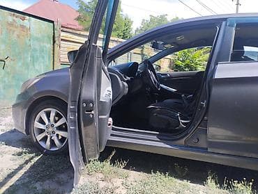 w210 cdi: Hyundai Solaris: 2012 г., 1.4 л, Автомат, Бензин, Седан — 7