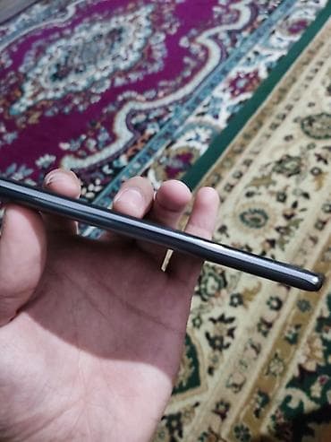 gala: Samsung Galaxy S20 Plus, Б/у, 128 ГБ, цвет - Серебристый, 1 SIM, eSIM — 5