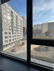 продаю или меняю на недвижимость: 1 бөлмө, 42 кв. м, Элитка, 4 кабат, Евроремонт — 9