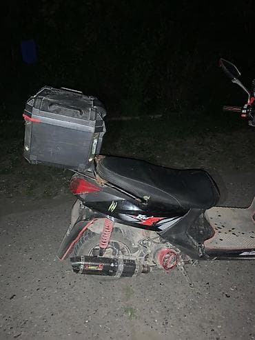 скорост: Скутер MotoPark MP50QT-8, зелёный Характеристики и документы: - — 9