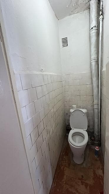 Кыймылсыз мүлк: 3 бөлмө, 85 м², 105-серия, 2 кабат, Эски ремонт — 4