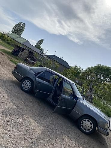 Транспорт: Mercedes-Benz W124: 1986 г., 2.6 л, Механика, Бензин, Седан — 6