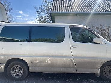 t 3: Toyota Regius: 2001 г., 2.7 л, Автомат, Бензин, Минивэн — 5