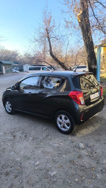 купить зимние шины бу: Chevrolet Spark: 2019 г., 1 л, Автомат, Бензиновая, Хэтчбэк — 4