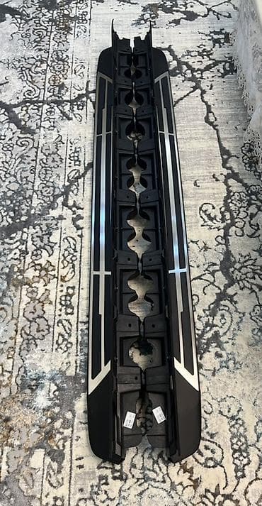 дверь нексиа: Наружные накладки порогов Toyota, 2021 г., Новый, Оригинал — 1