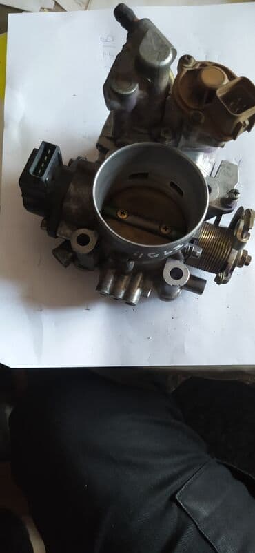 4g63: Дроссельная заслонка Mitsubishi 1995 г., Б/у, Оригинал — 1