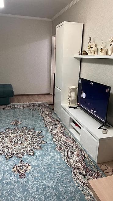 office table: Продается 2 х комнатная на 4 этаже . Срочно ‼️ По адресу г. Ош — 3