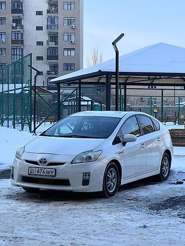 lexus lc: Toyota Prius: 2011 г., 1.8 л, Автомат, Гибрид, Лифтбек — 7