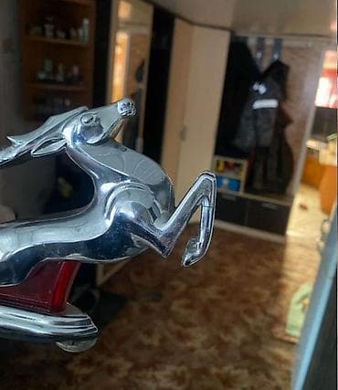 Эмблема-олень ГАЗ для классических автомобилей. срочна продам at lalafo.kg Эмблема-олень ГАЗ для классических автомобилей. срочна продам
