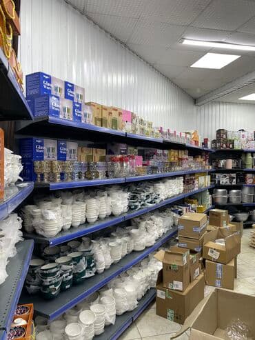 оборудование для магазина бу: Витрины, стеллажи, полки торговые металлические б/у, полка магазинная — 12