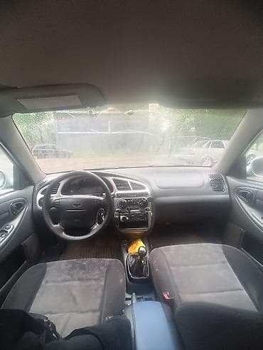 авто без права: Daewoo Lanos: 2000 г., Механика, Хэтчбэк — 5