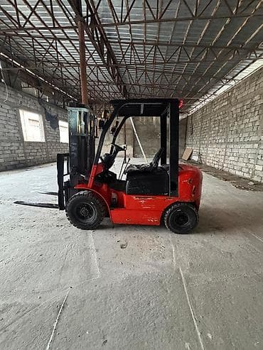 Погрузчик, JCB, 2012 г., Колесный, Вилочный — 1