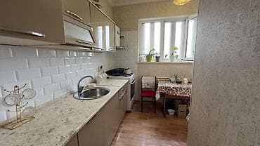 совхоз фрунзе: 4 комнаты, 80 м², 106 серия, 7 этаж — 4