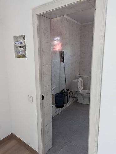 карл: 500 м², 11 комнат, Кондиционер, Парковка — 5
