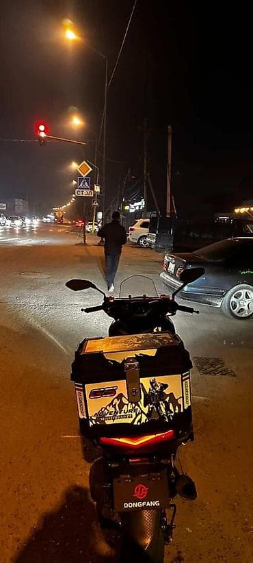 Тип скутера 150 куб. см, Бензин, Б/у — 3