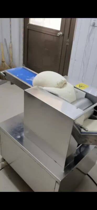 в связи с закрытием кафе продам оборудование: Cтанок для производства: Пельмени, Новый, В наличии — 4