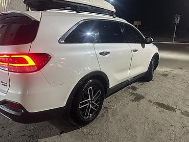 range over: Kia Sorento: 2017 г., Кроссовер — 3