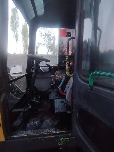 daewoo espero: Экскаватор, Hyundai, Колесный — 5