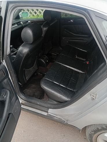 Audi: Audi A6: 2001 г., 2.4 л, Механика, Бензин, Седан — 8