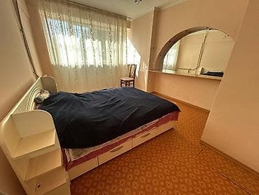 osh flat: 3 комнаты, Аламедин-1 мкр Агентство недвижимости, Семейным, от 1 месяца, от 3 месяцев, от 6 месяцев, С мебелью полностью — 1
