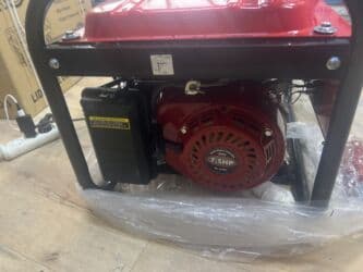 Генераторы: Бензиновый генератор HONDA AV6500 Основные характеристики по фото: - — 3