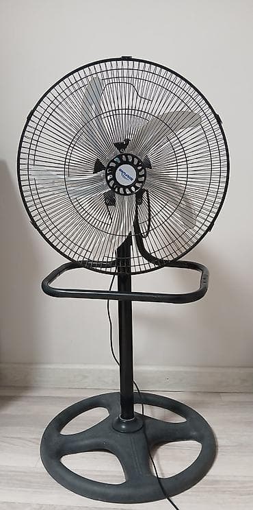 fan: Вентилятор Напольный, Осевой — 1