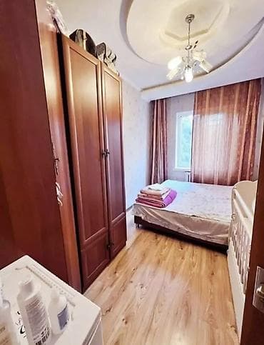 одно ком кв: 4 комнаты, 80 м², 105 серия, 4 этаж, Старый ремонт — 9
