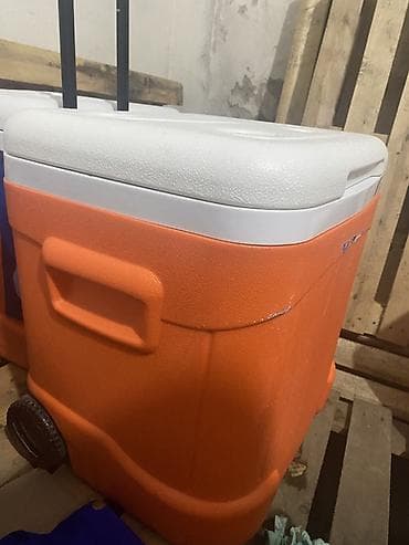 mini refrigerator: Портативный термоконтейнер на колёсах с выдвижной ручкой. - Объем — 3