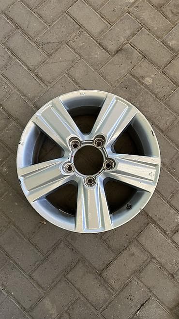 5: Литые Диски R 18 Toyota, 1 шт, отверстий - 5, Б/у — 1