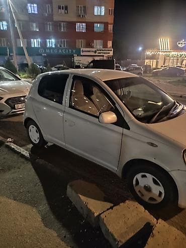витиз: Toyota Vitz: 2003 г., 1.3 л, Автомат, Бензин, Хэтчбэк — 3