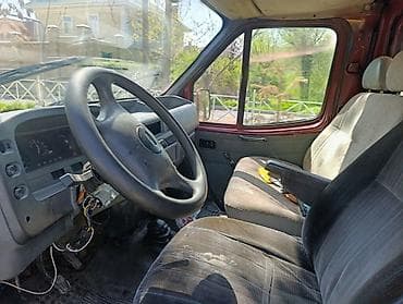 11 r20: Легкий грузовик, Ford, Стандарт, 3 т, Б/у — 9