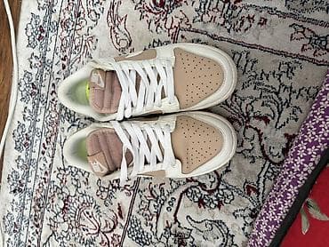 leopard 5: Кроссовки, 36.5, Nike, Б/у, цвет - Бежевый — 1