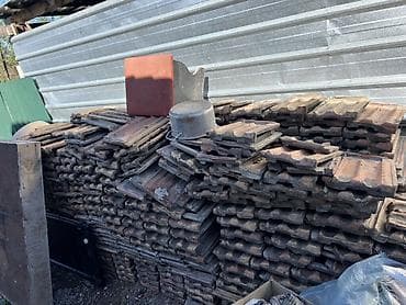 уголок кухонный бу: ОТДАЮ БЕСПЛАТНО!!! Черепица керамическая, пазовая (волновой профиль) — 1