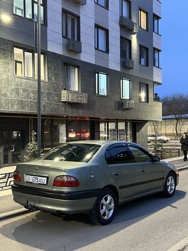 step: Toyota Avensis: 2003 г., 1.8 л, Механика, Бензин, Седан — 2