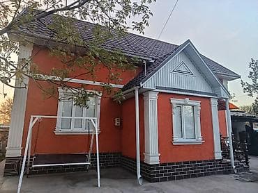 элебаева горького: Продается новый мансардный дом под бизнес с участком 9.4. г. Токмок — 9