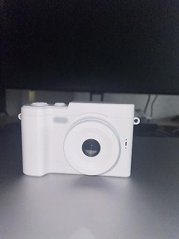 web camera: Цифровая камера, мыльница Есть фотки и видео снятые на камеру, могу — 4